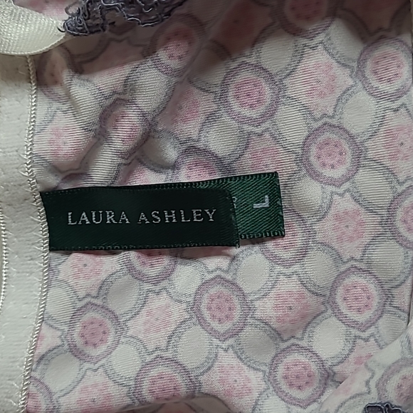 Laura Ashley Pajamas - Picture 5 of 5